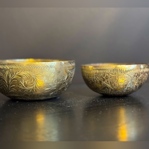 Vintage Brass Bowls Handcrafted Small Trinket Vessels Solid Metal Dish - Picture 1 of 5